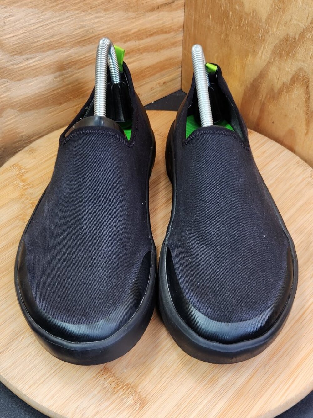 Oofos OOmg Womens Black Low Recovery Shoes Sneakers Size 9 - Picture 3 of 9